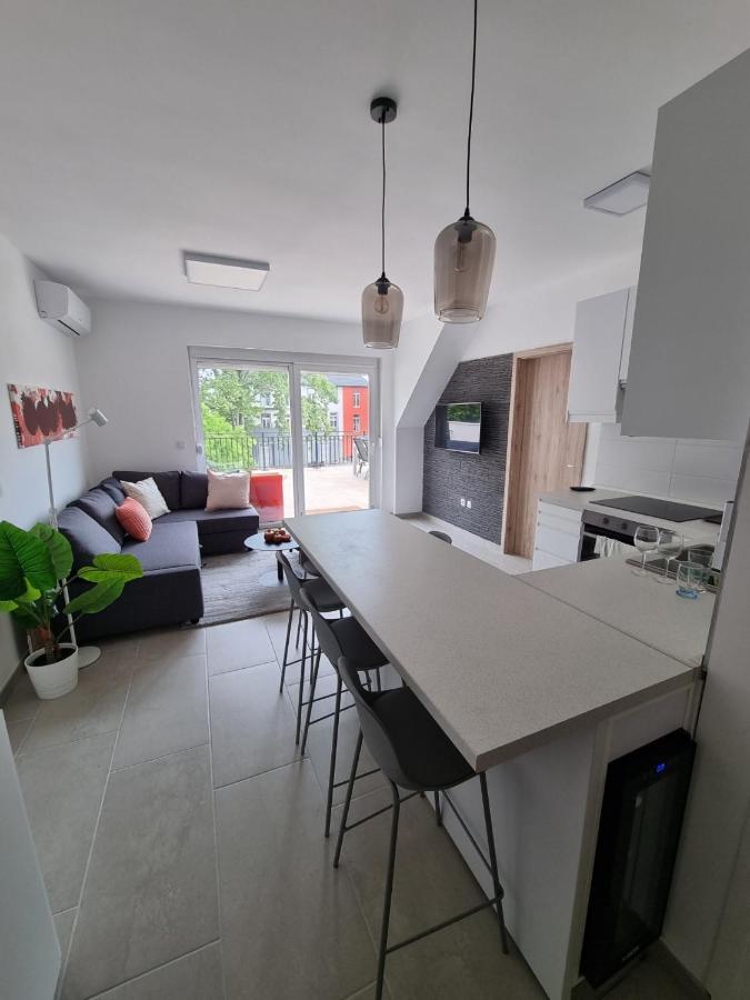 Bibi Terasz Apartman Balatonlelle Extérieur photo