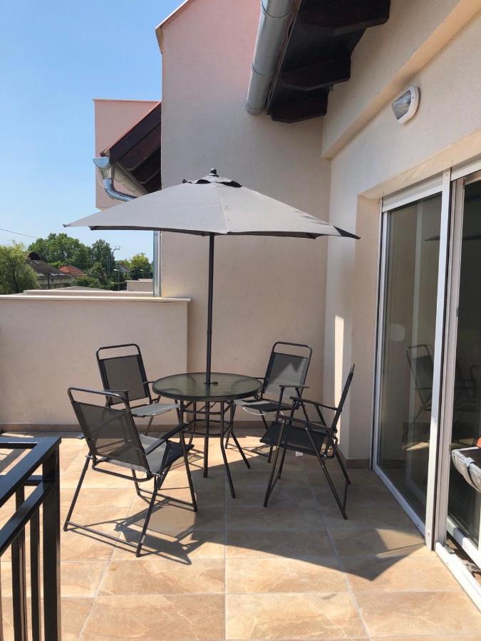 Bibi Terasz Apartman Balatonlelle Extérieur photo